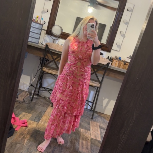 SHEIN Pink Asymmetrical Dress - Picture 2 of 4